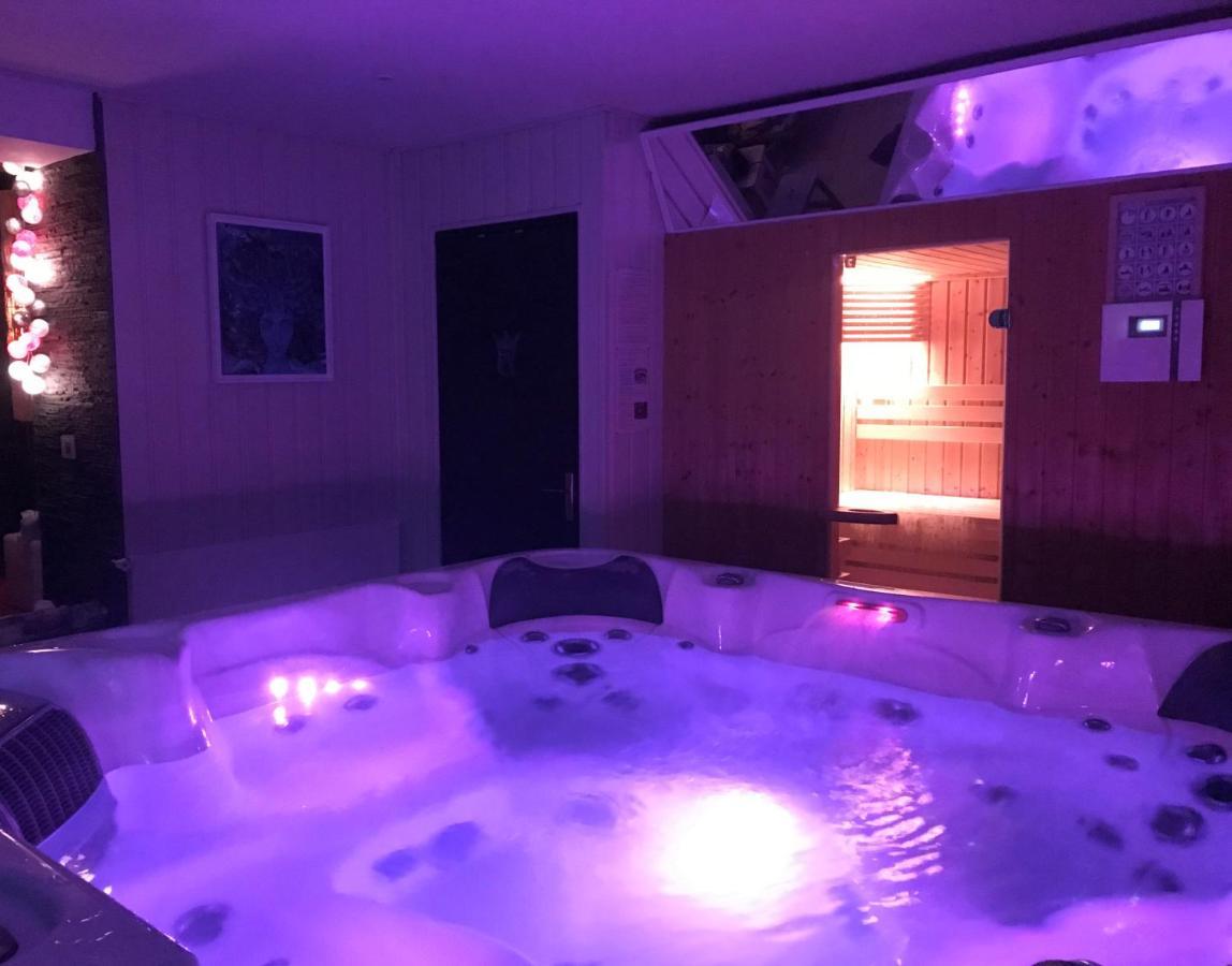 Gite Piscine Jacuzzi Privatises Clos Valentin Freulleville Exterior foto